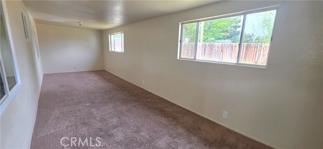 Detail Gallery Image 9 of 28 For 3133 Pat, Mojave,  CA 93501 - 4 Beds | 1/1 Baths