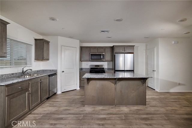 Detail Gallery Image 5 of 16 For 28635 Matador Rd, Winchester,  CA 92596 - 4 Beds | 2/1 Baths