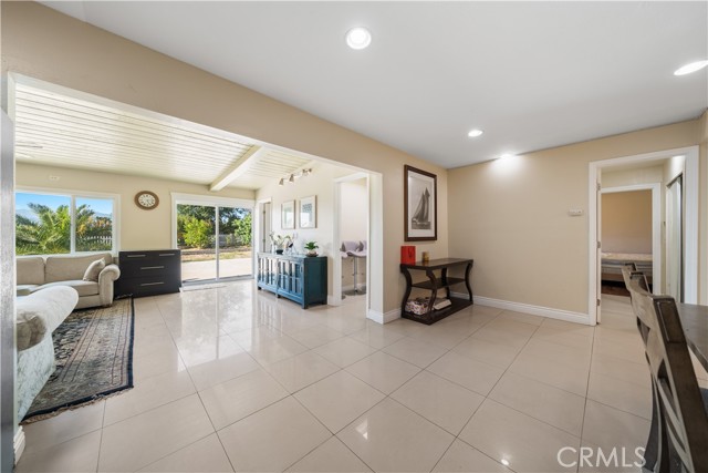 23929 Sunset Crossing Road, Diamond Bar CA: https://media.crmls.org/medias/1f9fb639-4ba9-405c-8b72-9b33cc79ca00.jpg