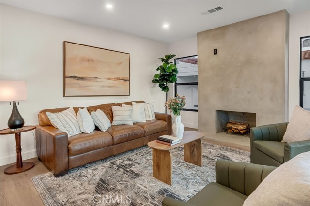 Detail Gallery Image 16 of 55 For 3641 Somerset, Los Angeles,  CA 90016 - 3 Beds | 2 Baths