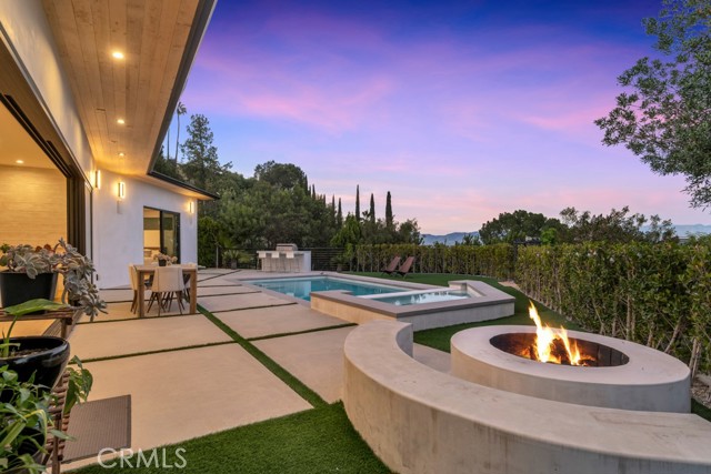 Detail Gallery Image 53 of 72 For 15641 High Knoll Rd, Encino,  CA 91436 - 5 Beds | 4/1 Baths