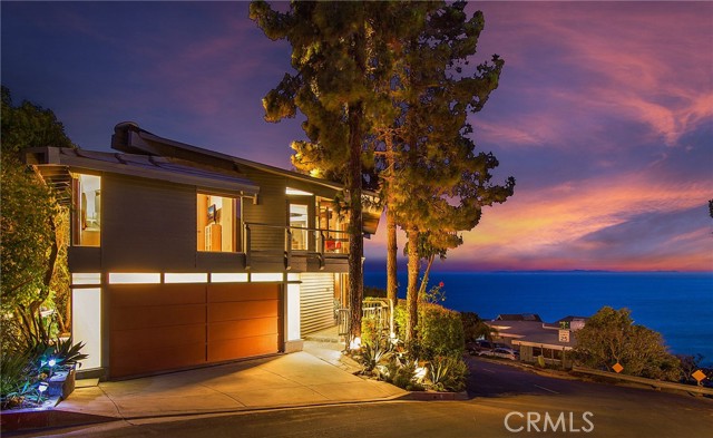 Detail Gallery Image 6 of 52 For 785 Alta Vista, Laguna Beach,  CA 92651 - 3 Beds | 3/1 Baths