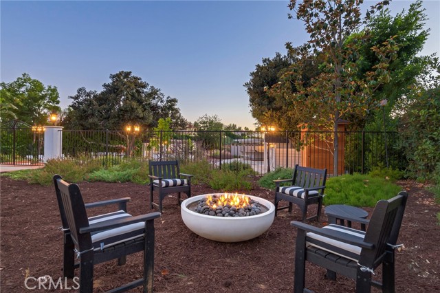 Detail Gallery Image 26 of 57 For 7021 Wyndham Hill Dr, Riverside,  CA 92506 - 5 Beds | 4/2 Baths