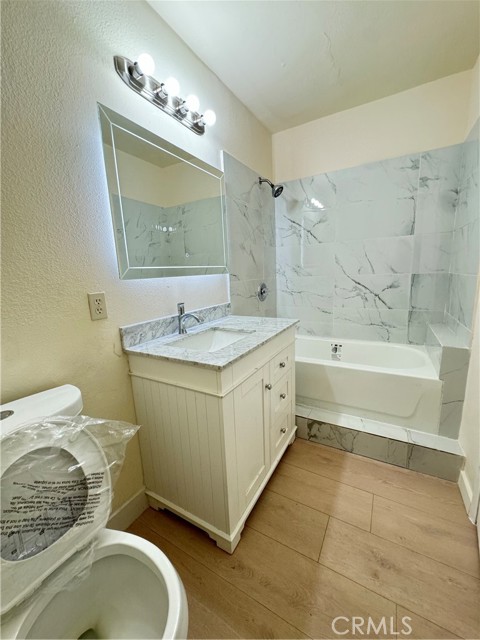 Detail Gallery Image 21 of 24 For 9200 Wilbur Ave, Northridge,  CA 91324 - 3 Beds | 2 Baths