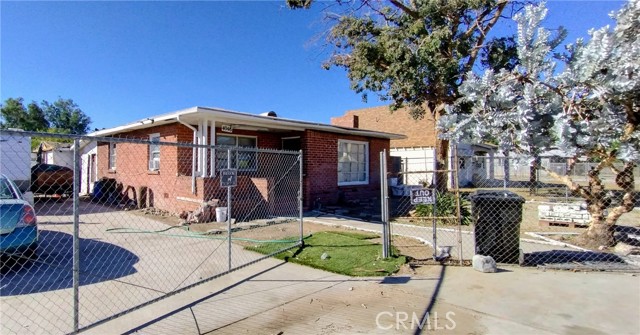 Image 2 for 4046 N H St, San Bernardino, CA 92407