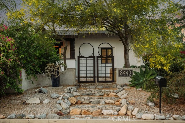 Detail Gallery Image 4 of 51 For 8442 Camino Sur, Rancho Cucamonga,  CA 91730 - 6 Beds | 4/1 Baths