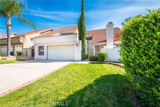Detail Gallery Image 2 of 59 For 12240 Westerly, Moreno Valley,  CA 92557 - 3 Beds | 2/1 Baths