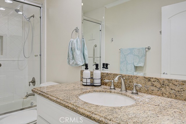 2372 Via Mariposa W, Laguna Woods CA: https://media.crmls.org/medias/1fa48557-78e4-44f2-9997-7680e4b50a97.jpg