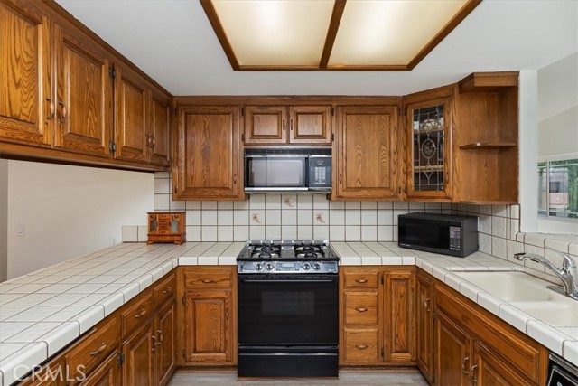 Detail Gallery Image 22 of 43 For 19527 Cronin Dr, Rowland Heights,  CA 91748 - 3 Beds | 2 Baths