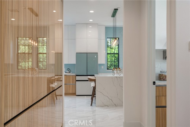 Detail Gallery Image 10 of 17 For 1281 E Broadway, San Gabriel,  CA 91776 - 7 Beds | 6 Baths