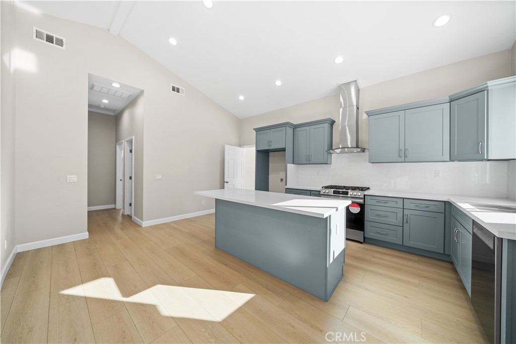 MLS #WS25246794 image #54