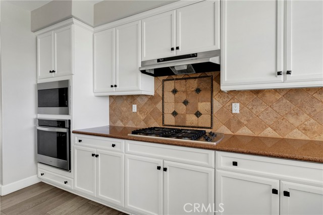 Detail Gallery Image 14 of 66 For 16959 Broken Rock Ct, Riverside,  CA 92503 - 4 Beds | 3/1 Baths