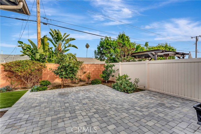 Detail Gallery Image 49 of 62 For 14432 Windfall Ln, Huntington Beach,  CA 92647 - 3 Beds | 2/1 Baths