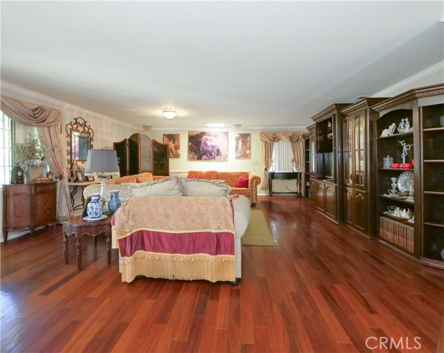 1569 W 218th Street, Torrance CA: https://media.crmls.org/medias/1fa6c08f-0178-4049-88db-cf5ae93beb1f.jpg