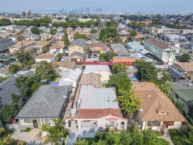 Detail Gallery Image 6 of 10 For 1267 E 56th St, Los Angeles,  CA 90011 - – Beds | – Baths