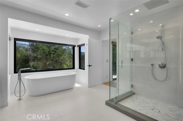 Drew Fenton | 17433 Camino De Yatasto Pacific Palisades CA | MLS: 7355290