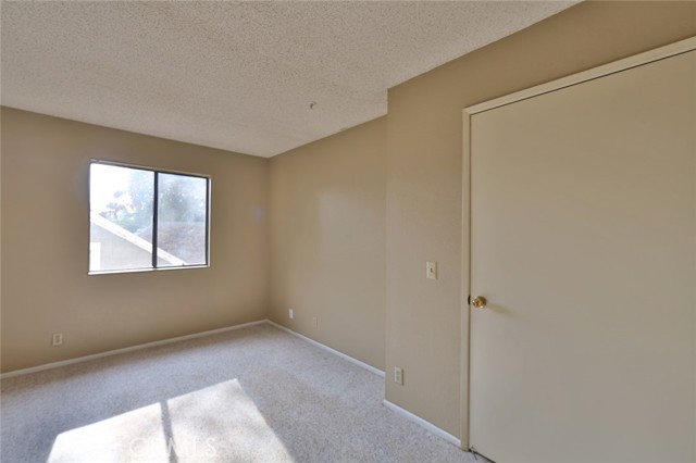 Detail Gallery Image 14 of 32 For 222 S Catalina Ave #9,  Pasadena,  CA 91106 - 3 Beds | 3/1 Baths