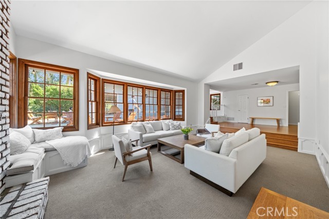 1705 Rossmont Drive, Redlands CA: https://media.crmls.org/medias/1fa82fb5-6a4e-4196-b030-1927c8157370.jpg