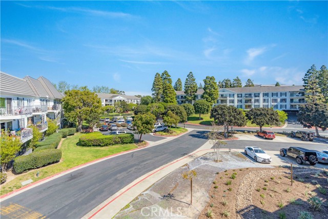 Detail Gallery Image 25 of 42 For 240 Nice #302,  Newport Beach,  CA 92663 - 2 Beds | 1/1 Baths