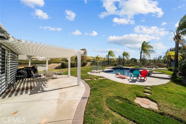 Detail Gallery Image 39 of 45 For 28246 Deer Ct, Canyon Country,  CA 91351 - 4 Beds | 2/1 Baths