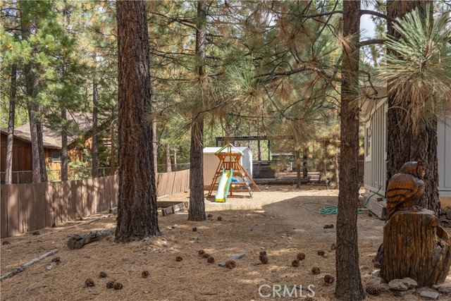 Detail Gallery Image 32 of 34 For 151 N Finch Dr, Big Bear Lake,  CA 92315 - 4 Beds | 2 Baths