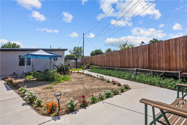 Detail Gallery Image 40 of 44 For 9600 Amboy Ave, Pacoima,  CA 91331 - 7 Beds | 6 Baths