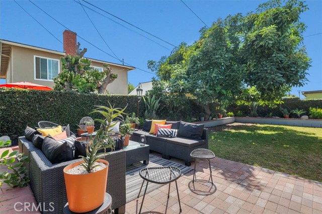 1702 E Dimondale Drive, Carson CA: https://media.crmls.org/medias/1faa3fa6-d1a7-4fa2-8fd2-403fe2b487a1.jpg