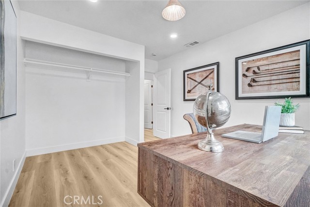 2842 E Virginia Avenue, Anaheim CA: https://media.crmls.org/medias/1faba0c7-057a-4838-b7e4-032d67bffe2b.jpg