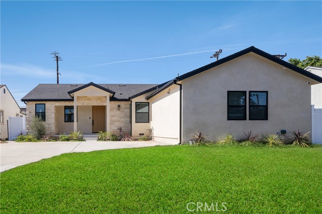 20109 Archwood Street, Winnetka CA: https://media.crmls.org/medias/1fabd3ff-4256-41b8-aa27-e598b75b1d17.jpg