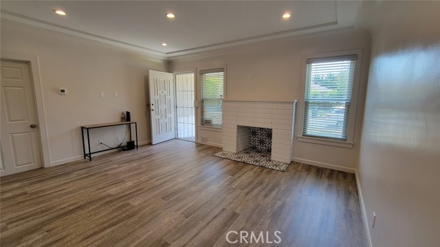 Detail Gallery Image 5 of 8 For 2560 S Bentley Ave, Los Angeles,  CA 90064 - 3 Beds | 2 Baths
