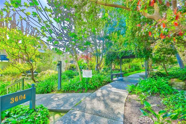 3604 Estates Lane, Rolling Hills Estates, California 90274, 2 Bedrooms Bedrooms, ,1 BathroomBathrooms,Residential,Sold,Estates,SB16149469