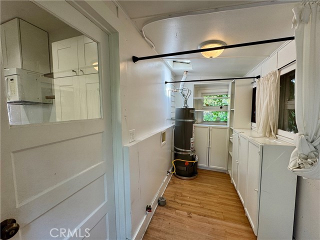 Detail Gallery Image 8 of 10 For 701 Mira Monte Pl, Pasadena,  CA 91101 - 1 Beds | 1 Baths