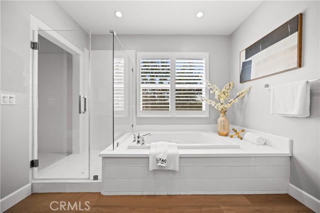 Detail Gallery Image 26 of 55 For 100 Henderson, Irvine,  CA 92620 - 4 Beds | 4/1 Baths
