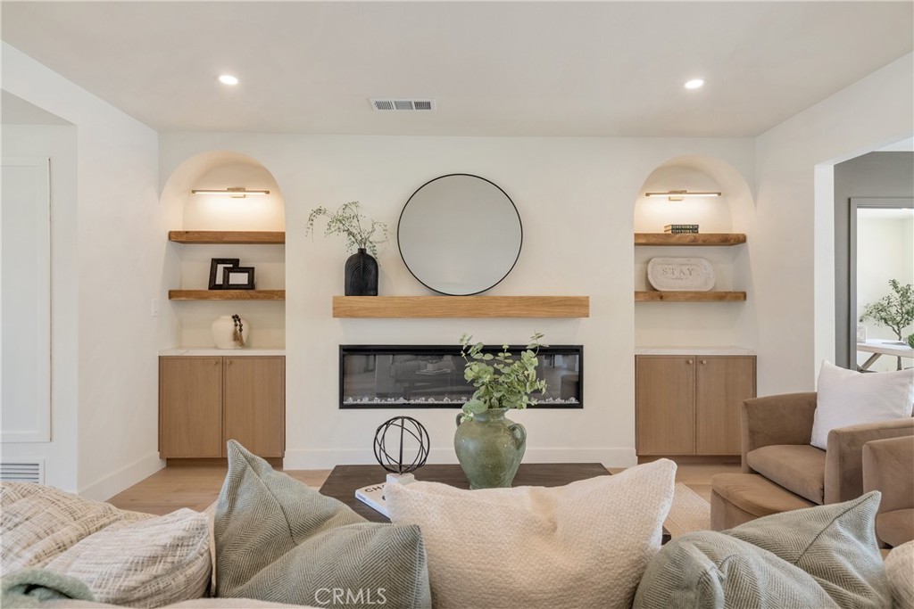 MLS #CV25177560 img 6