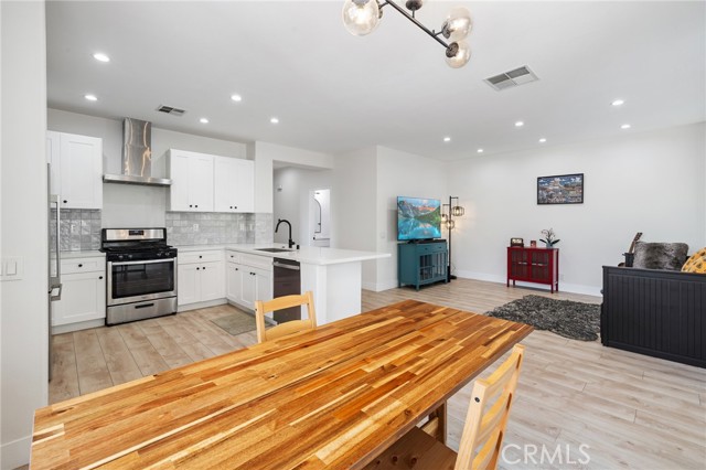 Detail Gallery Image 7 of 45 For 1200 Evergreen Ct, Carson,  CA 90746 - 2 Beds | 2 Baths