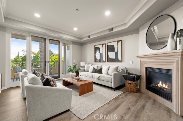 Image 6 of 55 For 401 Bernard Street 211