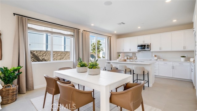 31583 Cobalite Drive, Winchester CA: https://media.crmls.org/medias/1faf38c4-5784-4fa5-8546-569e03c55d46.jpg