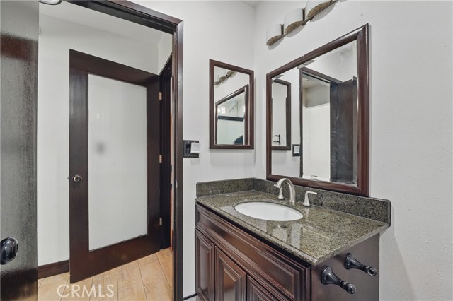 Detail Gallery Image 17 of 25 For 9334 Pioneer Bld, Santa Fe Springs,  CA 90670 - 4 Beds | 2 Baths