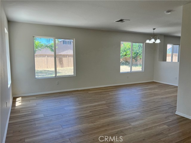 39293 Cayman Court, Murrieta CA: https://media.crmls.org/medias/1fb078d4-4424-4baa-8a70-174bb6cb7943.jpg