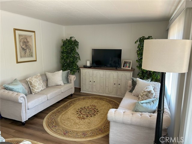 Detail Gallery Image 3 of 27 For 6311 Frank Turner Way, Paradise,  CA 95969 - 2 Beds | 2 Baths