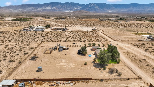 Detail Gallery Image 35 of 37 For 11025 Locust Ave, Lucerne Valley,  CA 92356 - 3 Beds | 2 Baths