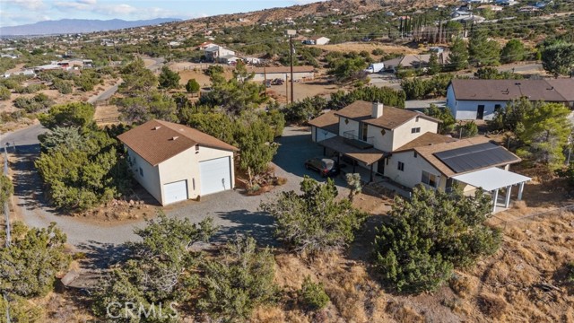 Detail Gallery Image 3 of 54 For 8676 Sky Line Dr, Pinon Hills,  CA 92372 - 3 Beds | 2/1 Baths