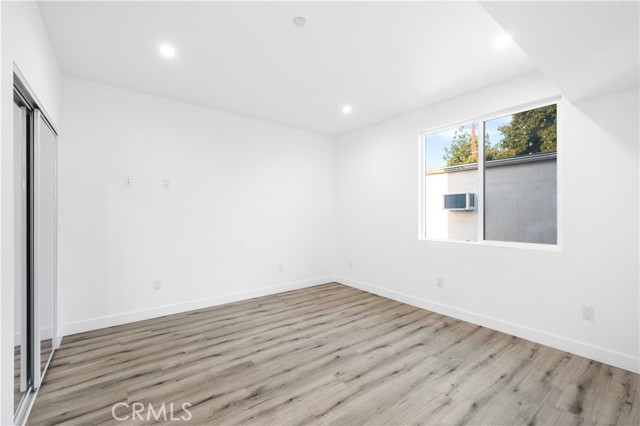 Detail Gallery Image 16 of 34 For 10857 Morrison, North Hollywood,  CA 91601 - 4 Beds | 3 Baths