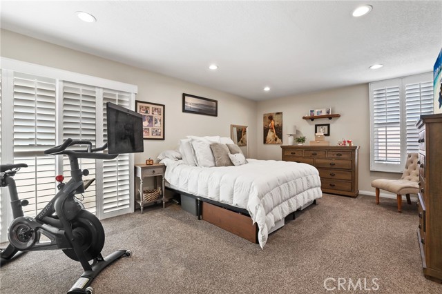 Detail Gallery Image 26 of 31 For 8482 Deepview Dr, Huntington Beach,  CA 92646 - 4 Beds | 3 Baths