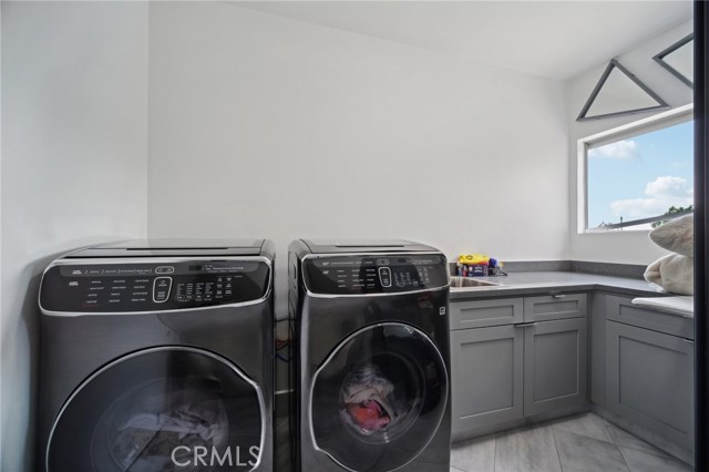 Detail Gallery Image 38 of 75 For 12218 Sarazen Pl, Granada Hills,  CA 91344 - 6 Beds | 5/2 Baths