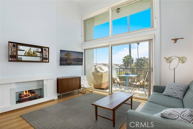 1400 Catalina Avenue, Redondo Beach, California 90277, 3 Bedrooms Bedrooms, ,2 BathroomsBathrooms,Residential,Sold,Catalina,SB17151456