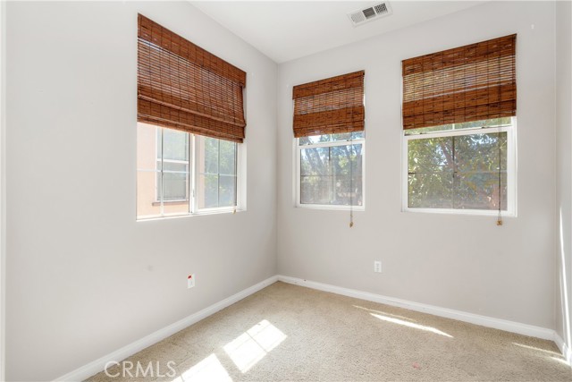 629 Forest Park Boulevard, Oxnard CA: https://media.crmls.org/medias/1fb28611-9b60-4222-a9eb-3cf089598b7b.jpg