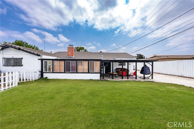 5015 Berryhill Place, Riverside CA: https://media.crmls.org/medias/1fb39d5d-3ee2-4e72-ba55-1c5bc8e0054e.jpg