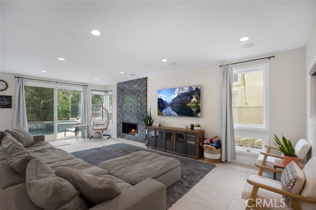 Detail Gallery Image 9 of 31 For 36 Blanco, Lake Forest,  CA 92610 - 5 Beds | 3 Baths