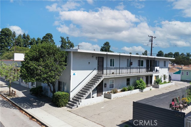 3046 Santa Fe AVE